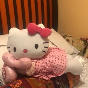Vintage hello kitty —“I just called to say I love you”.